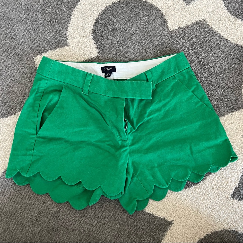 J Crew Factory scalloped shorts, green, EUC